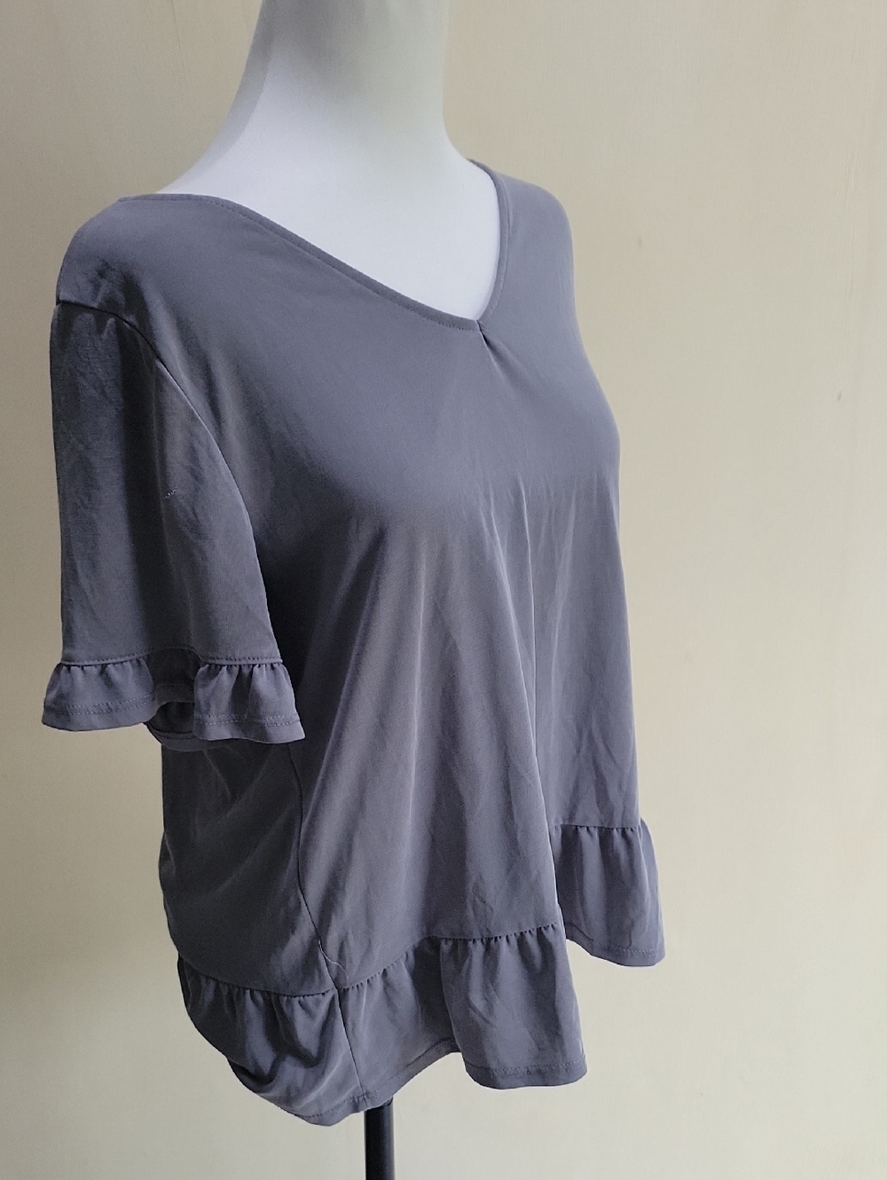 Green Envelope Y2k Gray Knit V-Neck Ruffle Hem & Sleeve Top Womens Sz M